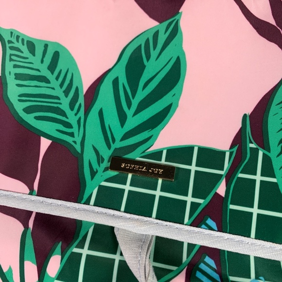 Sophia Joy Cosmetic Travel Case NWOT - Picture 2 of 8